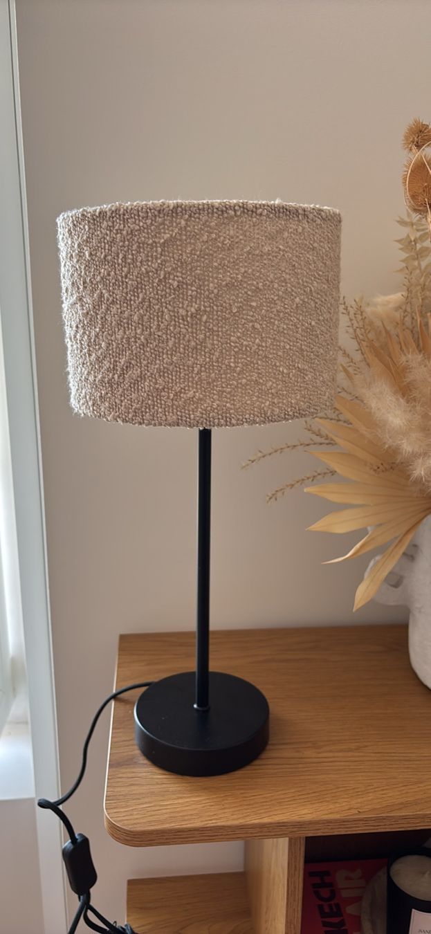 Lampade: Lampe de table design beige noir – Usato da Bulle venduto da lfr_gfx8