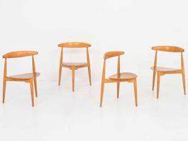 Hans J. Wegner "Heart" / FH4103 Stühle von Fritz Hansen