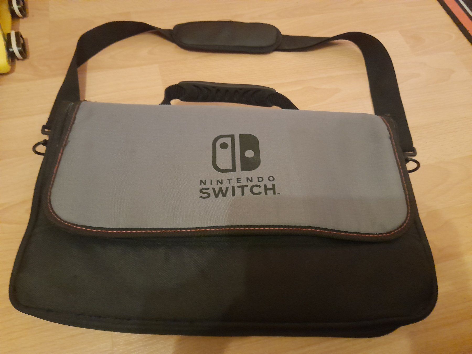 Borse: Nintendo Switch Tasche mit Zubehörfach – Usato da Lustmühle venduto da chevi03