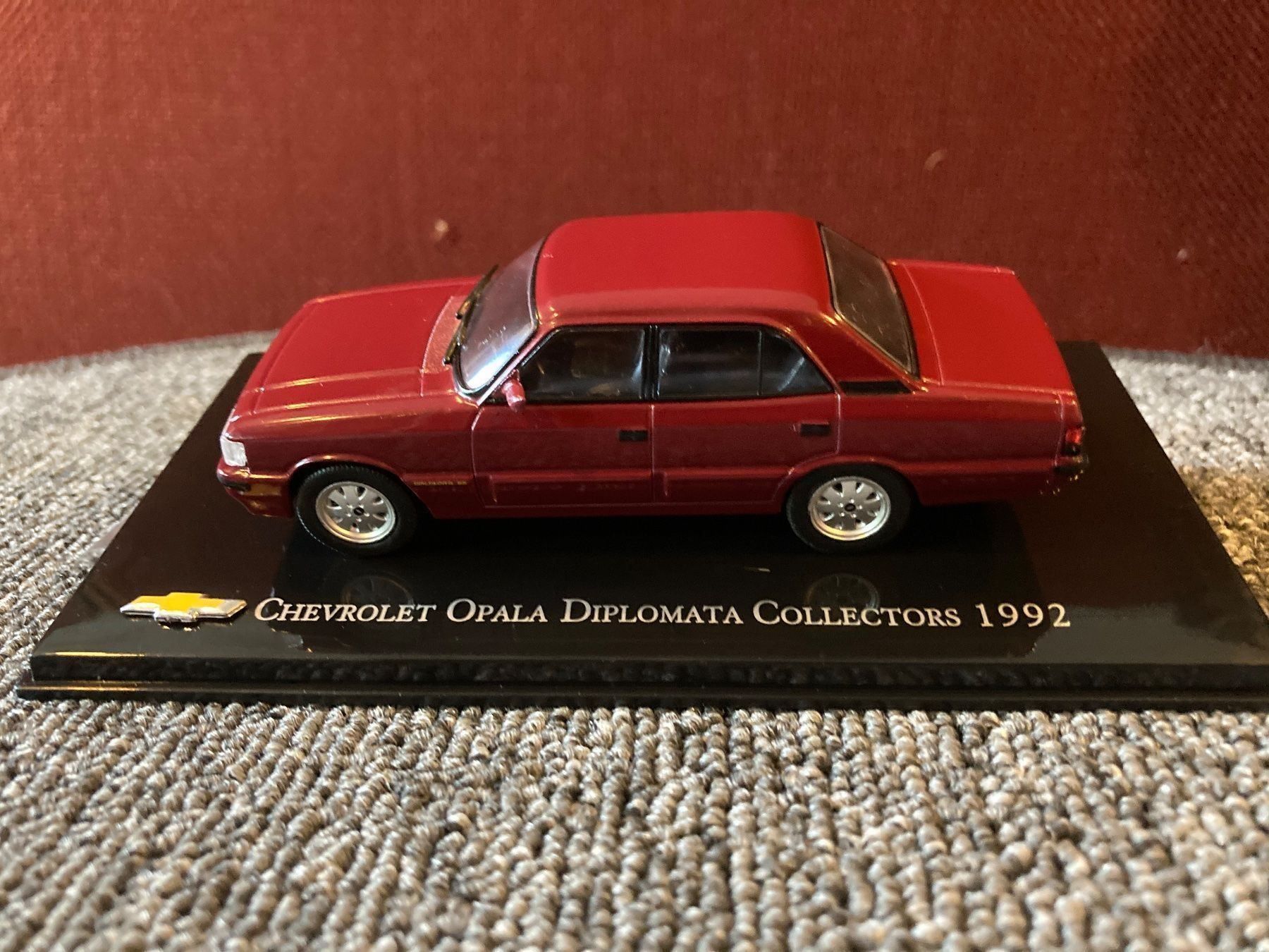 Chevrolet Modellini d'auto: Chevrolet Opala Diolomatique 1/43 – Nuovo (secondo la descrizione) da Versoix venduto da Jeannot57