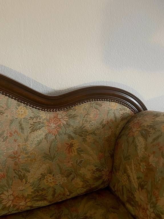 Sofas: Sofa im Biedermeier Stil, 2 Personen – Gebraucht aus Seftigen von joylyssa 2