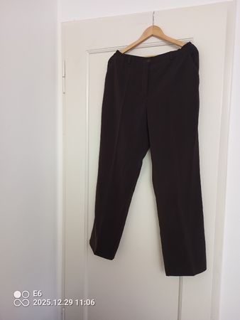 Elegante Hose  Marke: Atelier GS. Grösse 44