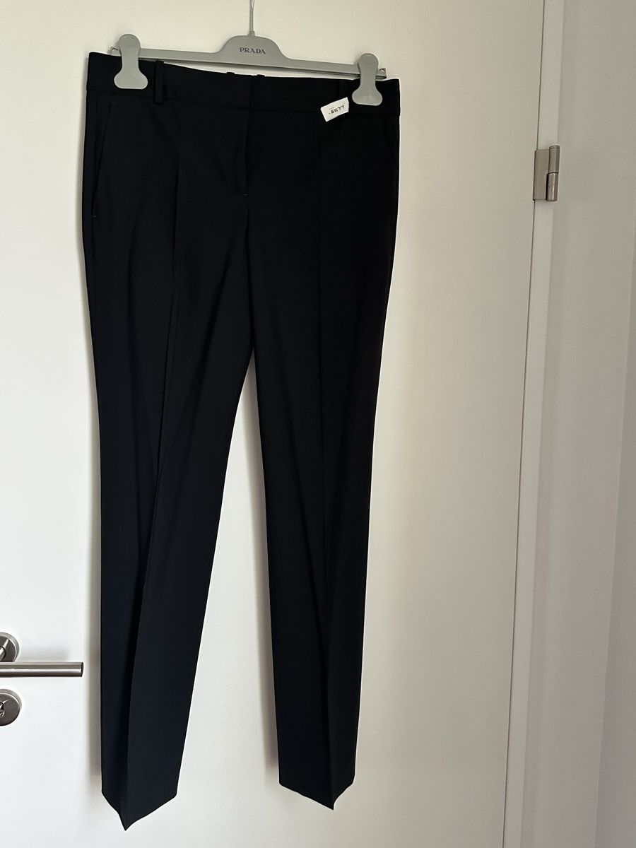Theory Hosen: THEORY - black wool straight trousers- – Gebraucht aus Langnau am Albis von bar_ml6k 1
