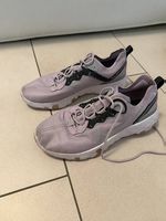 Nike Renew Sneakers 37.5