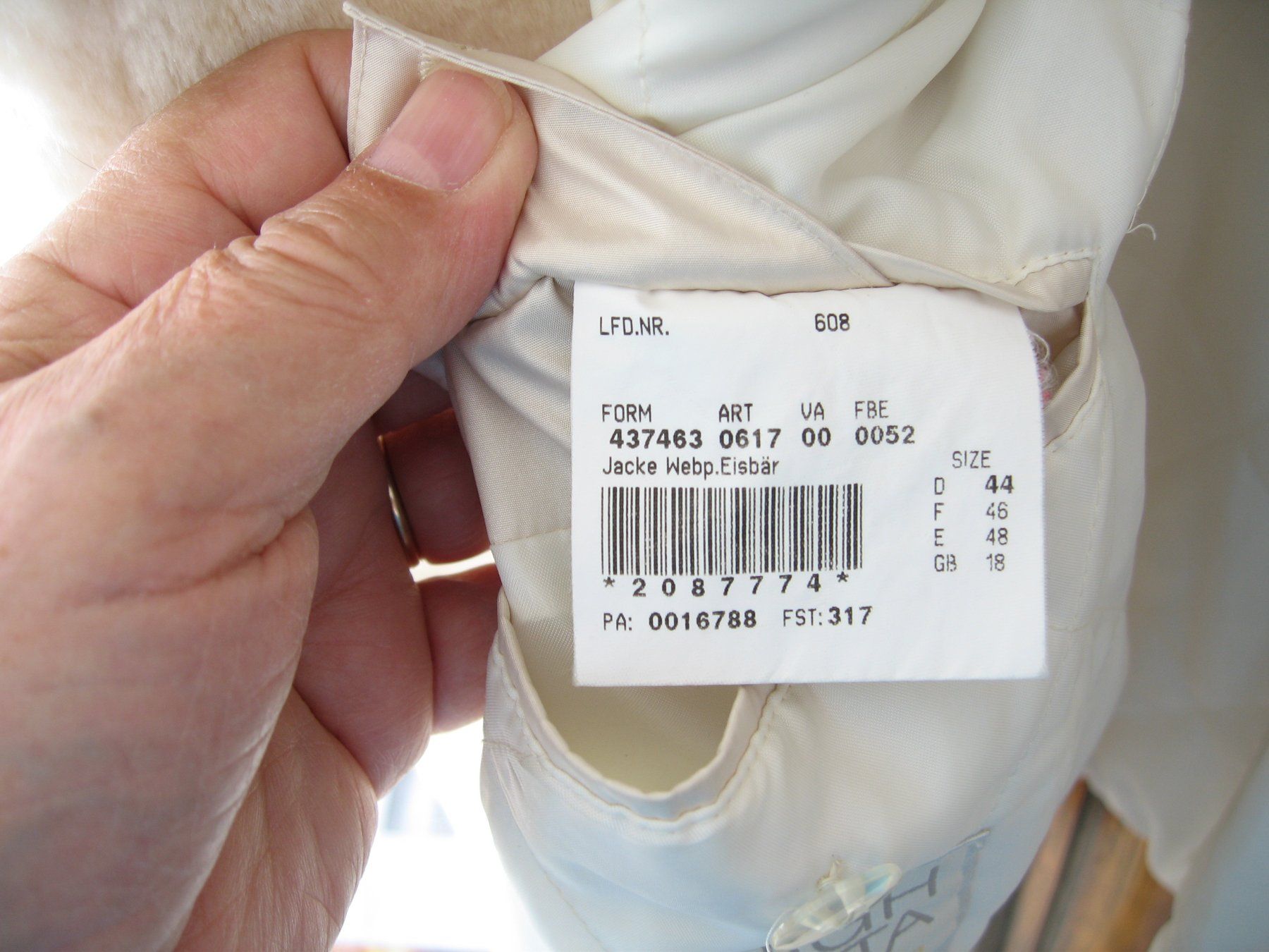 Jacken: WINTERJACKE DAMEN – Neu (gemäss Beschreibung) aus Meilen von steffanini 4