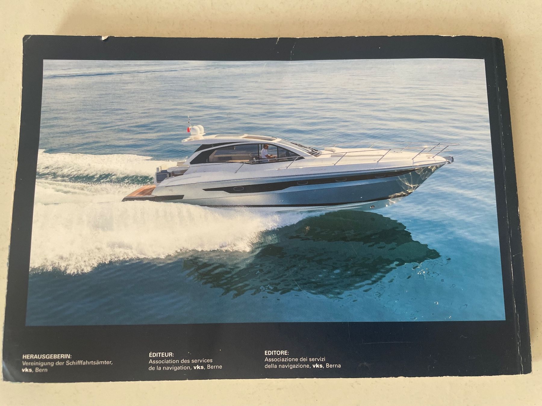 Libri: Bootsführerschein Lehrbuch- Motorboot Kat. A Theorie NP 90.- – Usato da Minusio venduto da Pink222 1