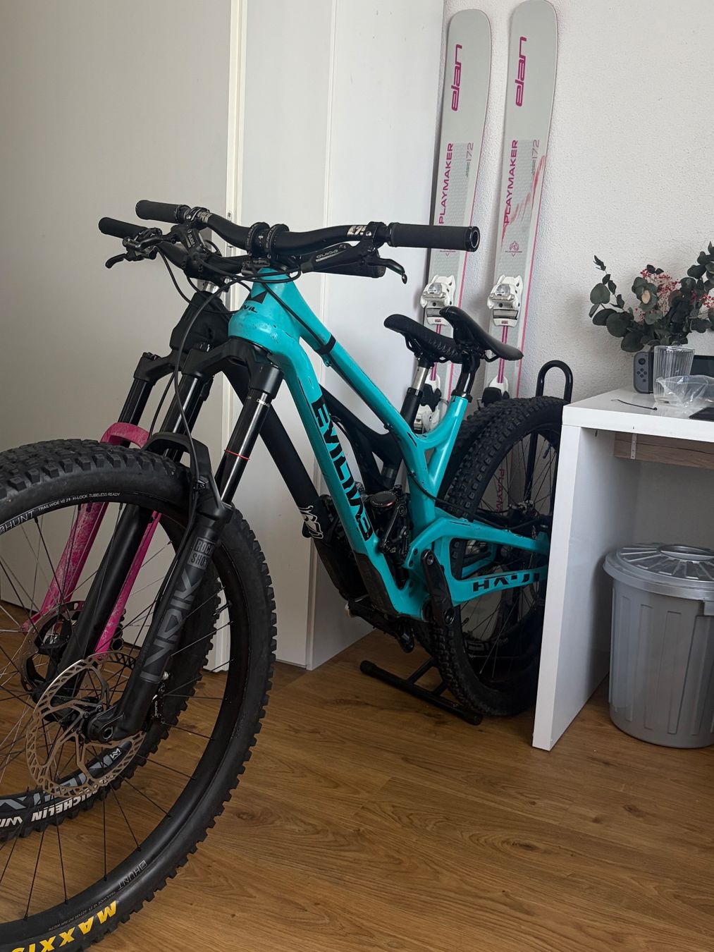 Vélos: Evil offering v1 M – D'occasion à Neunkirch par mar_j7yh 1