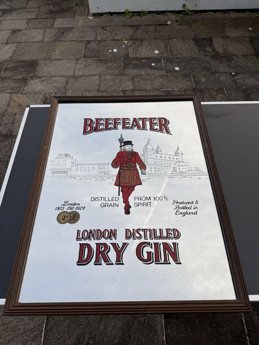 Specchi: Beefeater Gin Spiegel – Usato da Lenzburg venduto da Meister_k