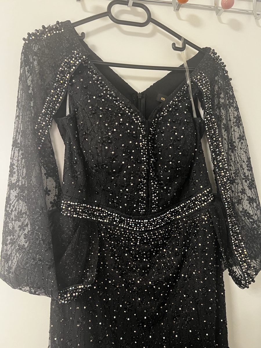 Kleider: Maxi Kleid mit Pailletten – Neu (gemäss Beschreibung) aus Amriswil von AfraEsati1503 5