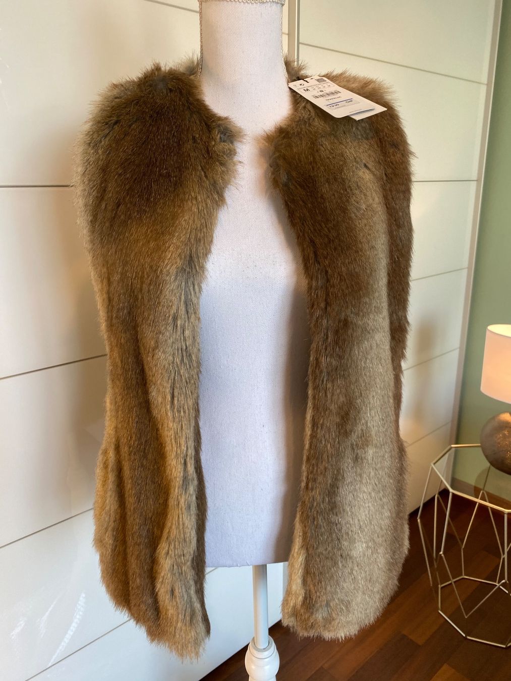 Gilet & Giacche senza maniche: Kunstfell Weste Damen Grösse M NEU – Nuovo e nell'imballaggio originale da Brüttisellen venduto da kat_g7jv