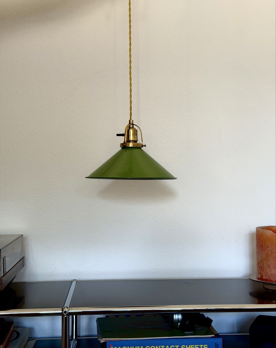 Lustres & lampes de plafonds: Vintage Lampe Emaille Grün – D'occasion à Zürich par gcc8810