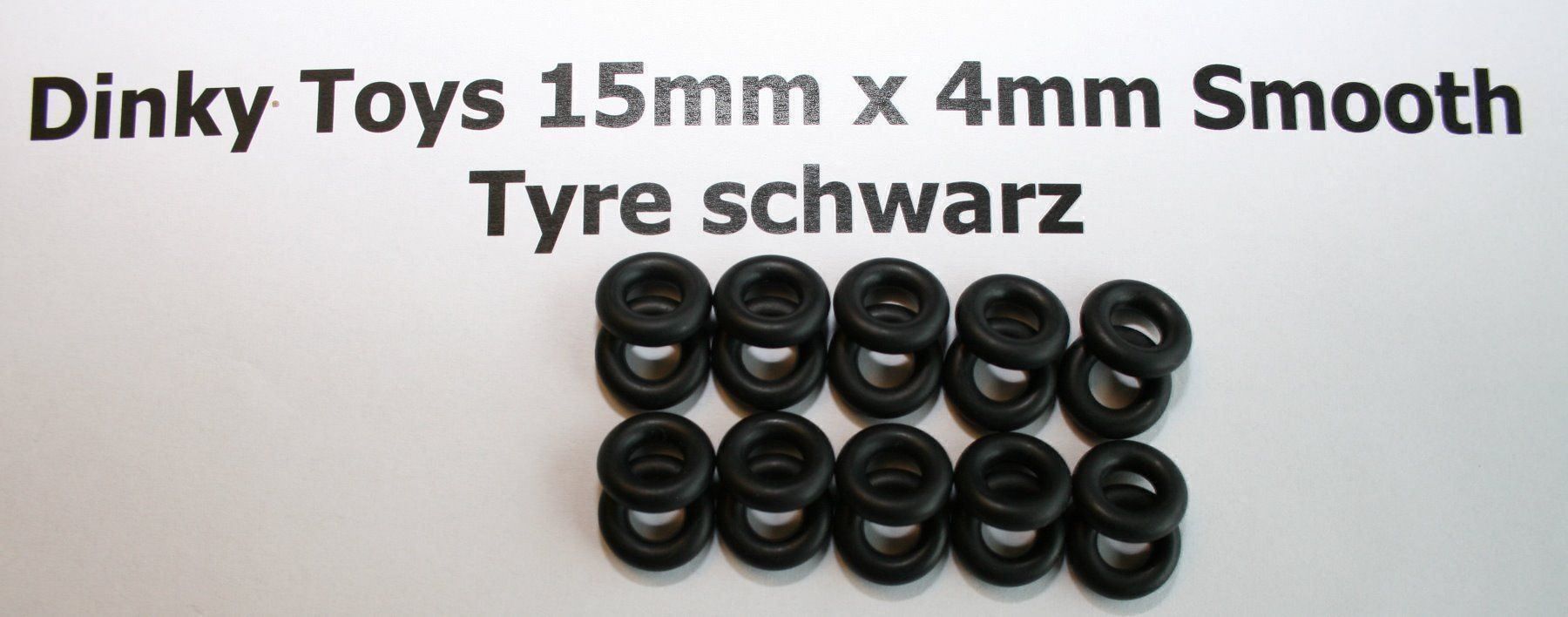 Dinky Toys Modellini d'auto: 20x Dinky 15mm x 4mm Smooth Tyre Schwarz – Nuovo (secondo la descrizione) da Wängi venduto da Kaesli