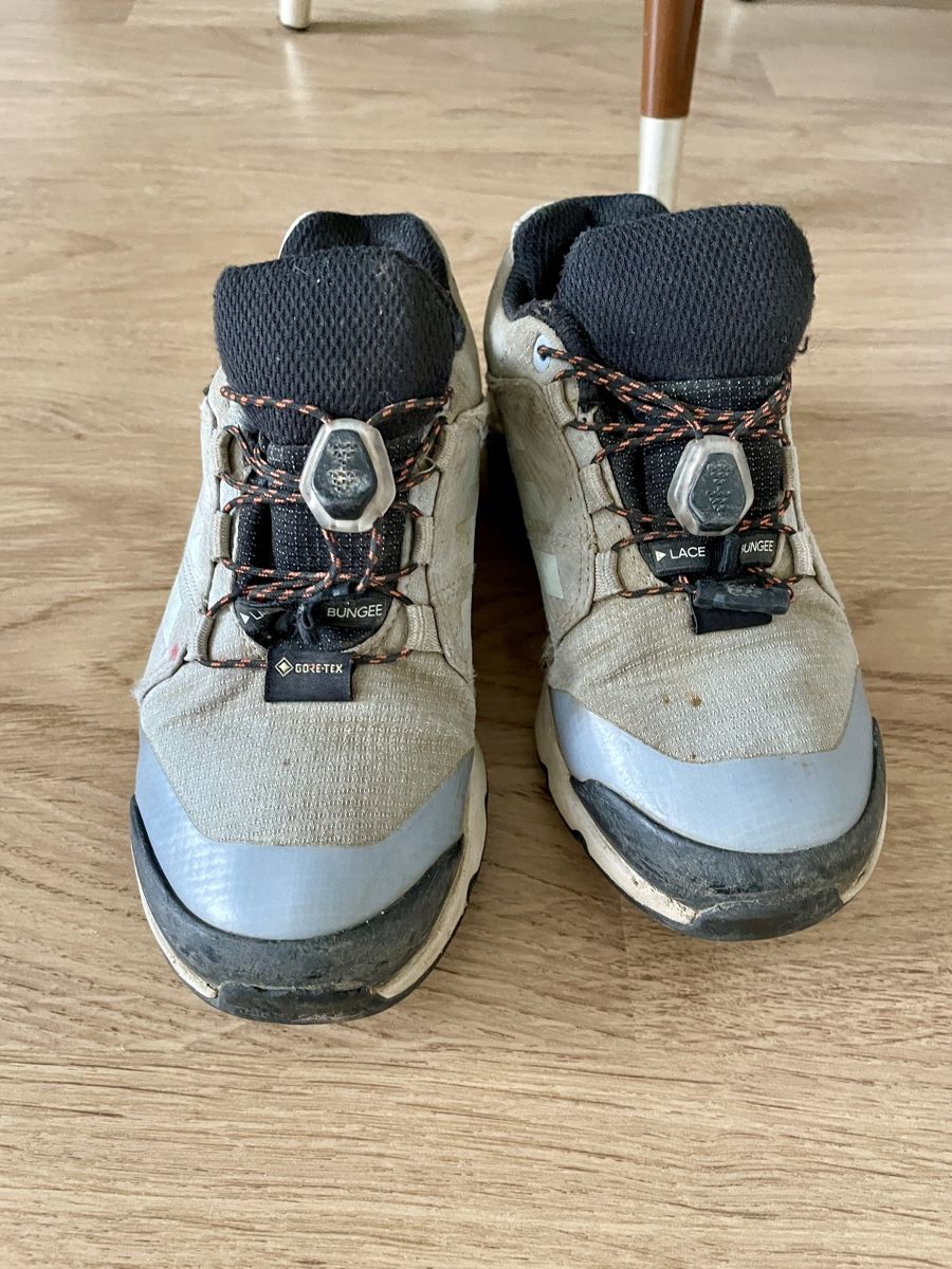 Adidas Schuhe für Jungen: Adidas Terrex | Wanderschuhe | Gore-Tex | Gr 30  – Gebraucht aus Zürich von samira12382 1