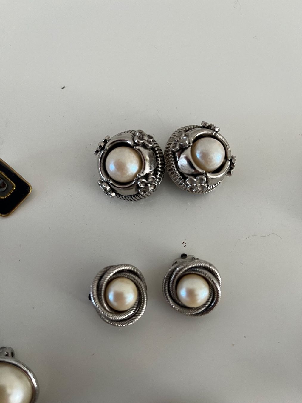 Ohrringe & -stecker: Vintage Ohrclips und Brosche – Gebraucht aus Wetzikon ZH von seli03 2
