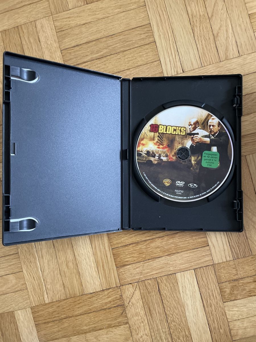 Tutti i DVDs: DVD 16 Blocks Bruce Willis Action Thriller – Usato da Zürich venduto da Mr.Mauri83 2
