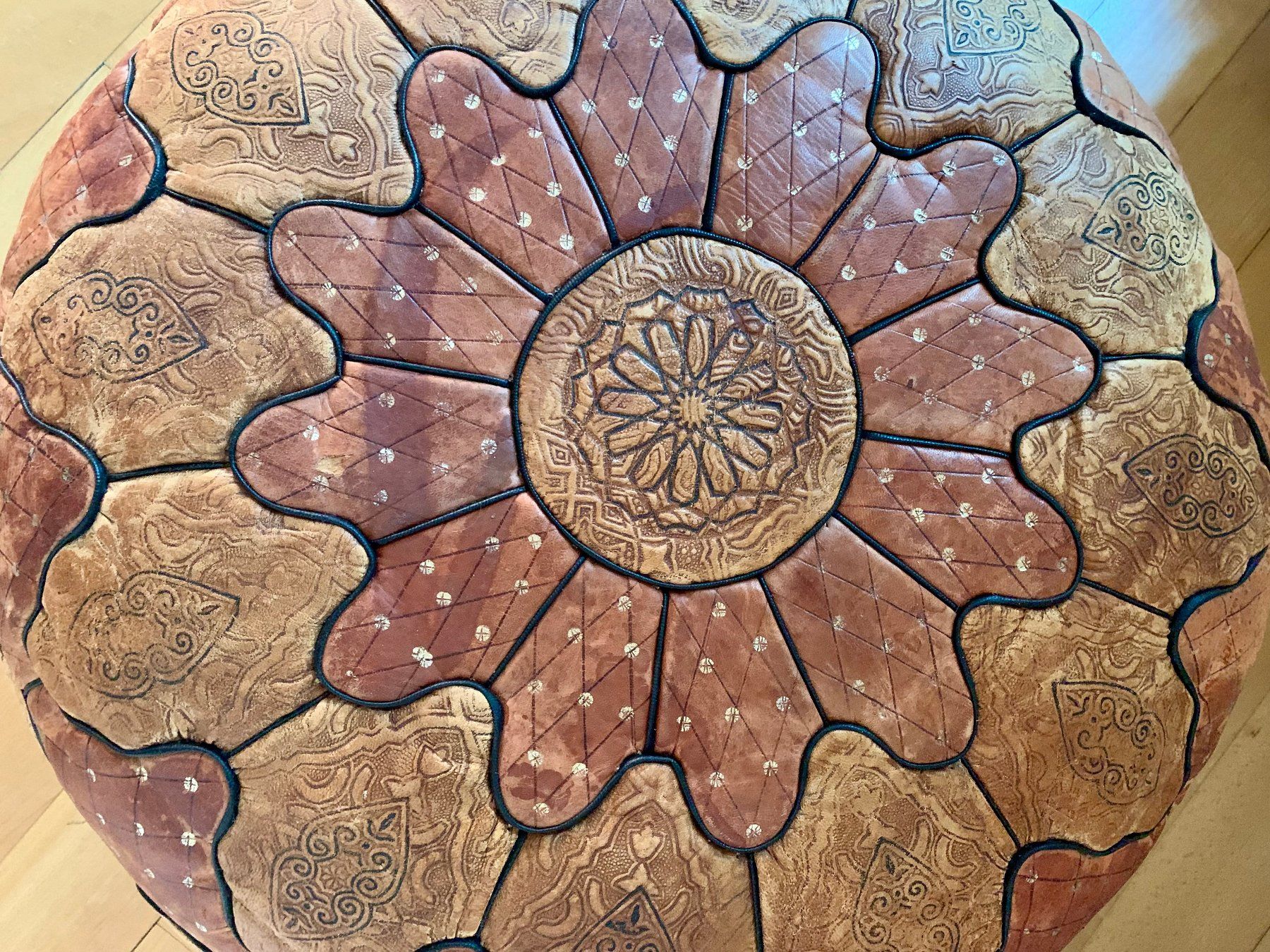 Tabourets: Orientalischer Hocker – D'occasion à Waltenschwil par Tschakote 1