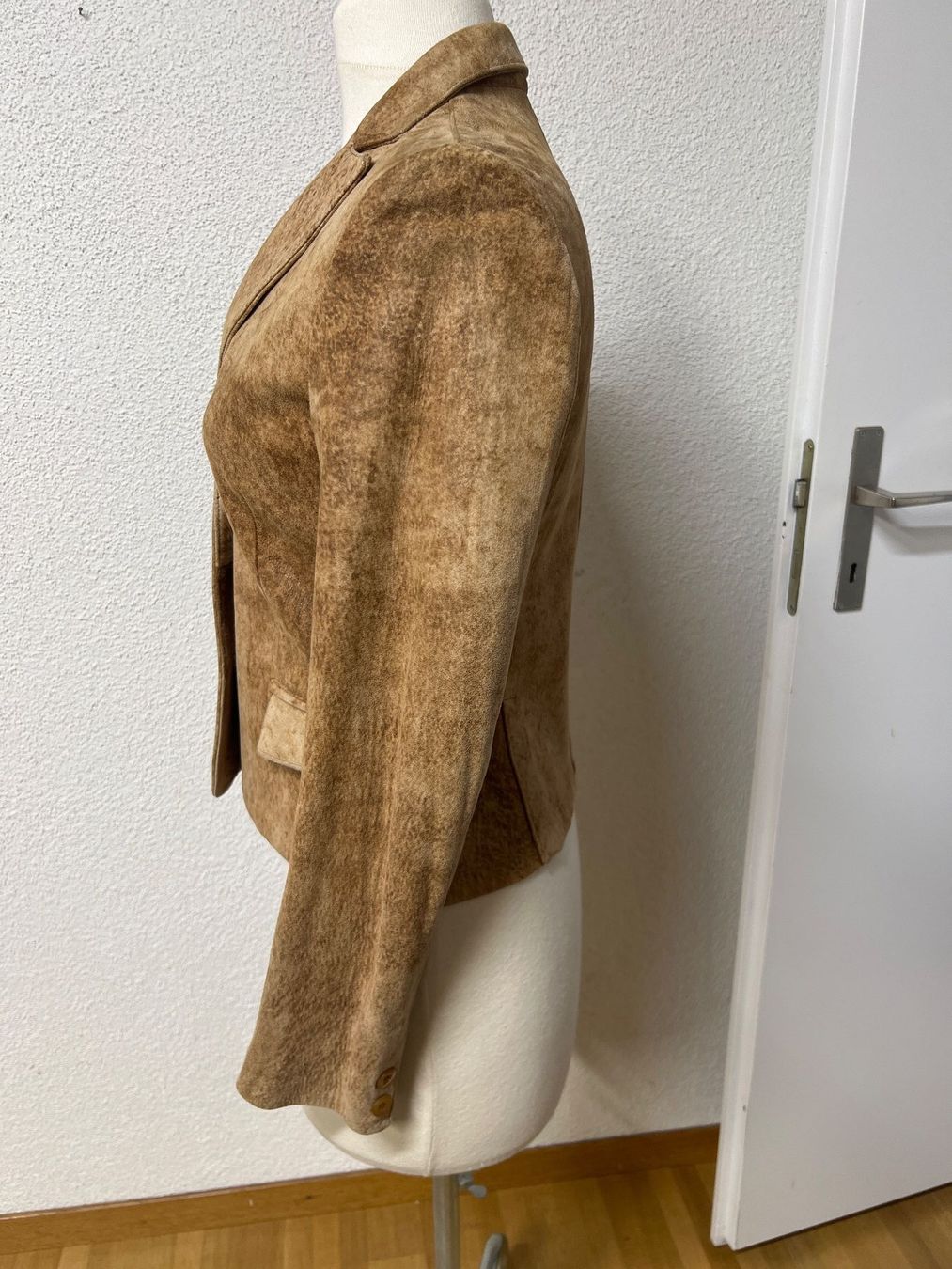 Jacken: Toller Wild Leder Blazer Leonardo in 34 – Gebraucht aus Maienfeld von 8796 2