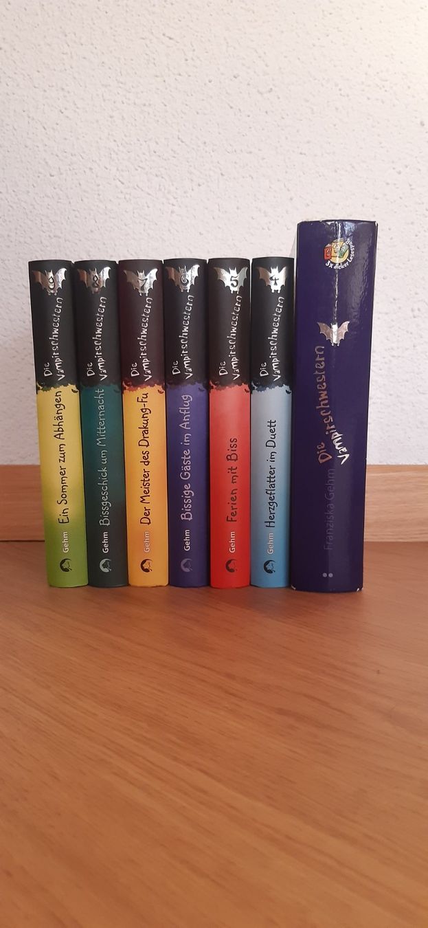 Bücher: Die Vampirschwestern 1-9 – Gebraucht aus Unterlangenegg von Estrella8 1