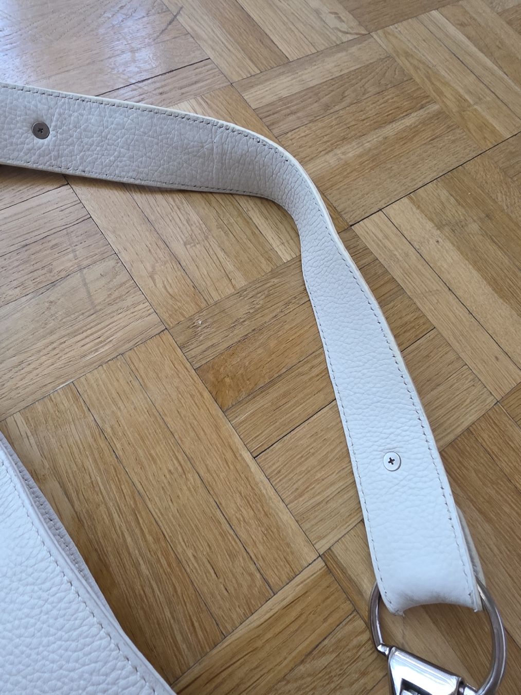 Vera Pelle Borse da donna: Vera pelle white shoulder bag – Usato da Bellinzona venduto da Qwer_h7j7 4