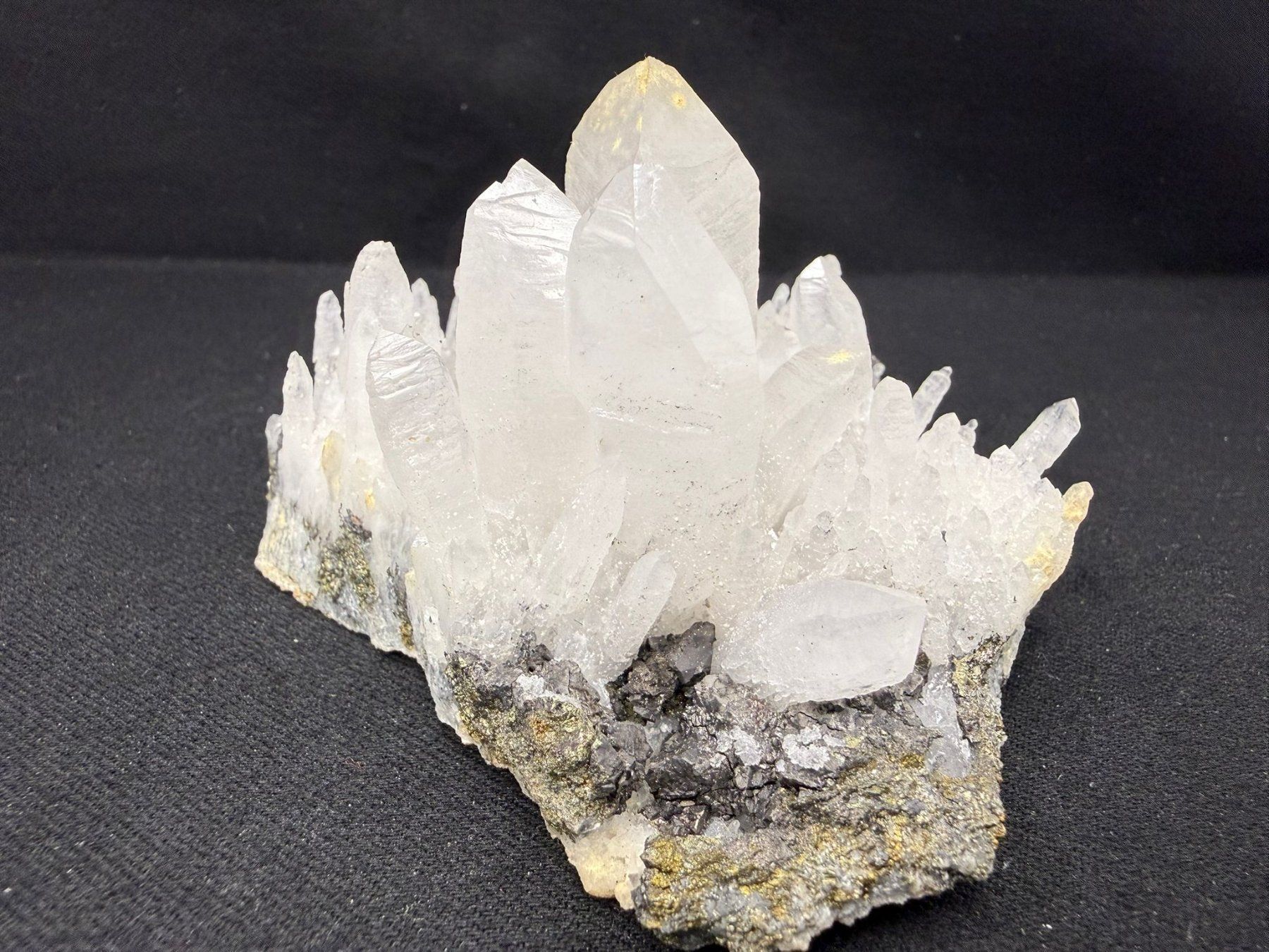 Minerali & Pietre curative: Quartz mit Quartz var. Scepter – Usato da Schinznach Bad venduto da Demerald 6