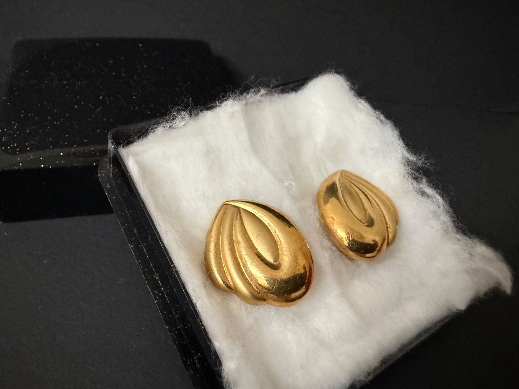 Orecchini pendenti & Orecchini a lobo: Gelbgold Ohrclips 750, 18K – Usato da Spiegel b. Bern venduto da Rogger72 1