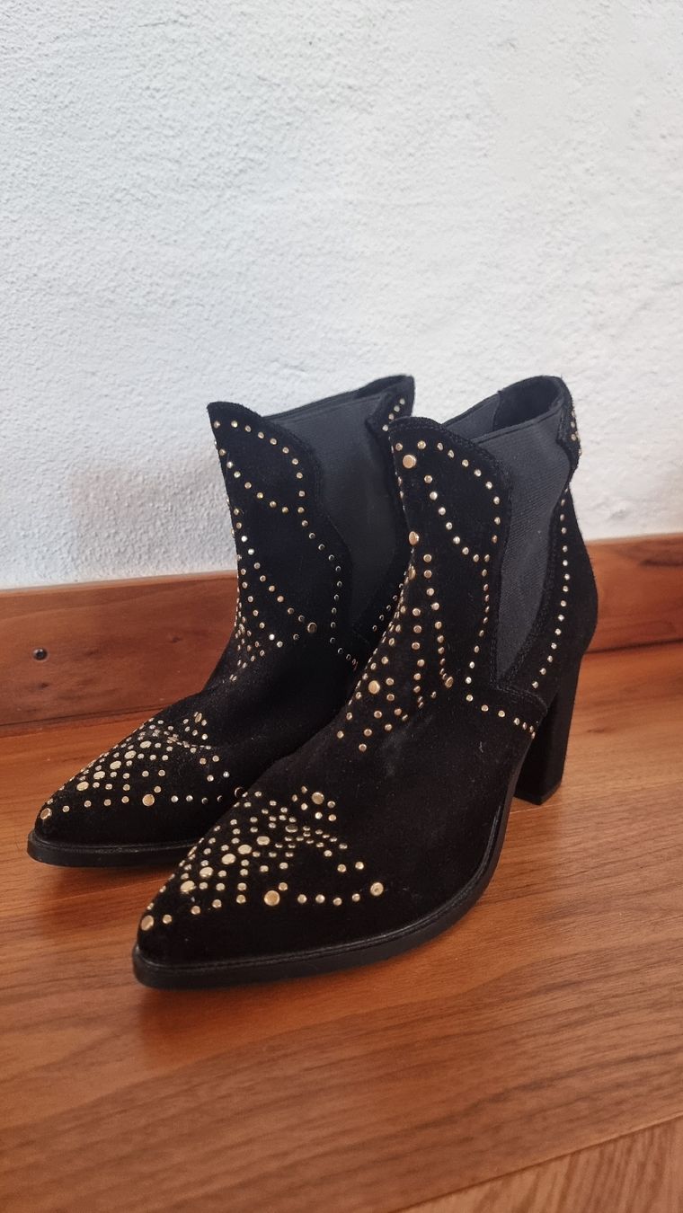 Steve Madden Scarpe da donna: Stiefel Steve Madden – Usato da Uerikon venduto da SilasSimba