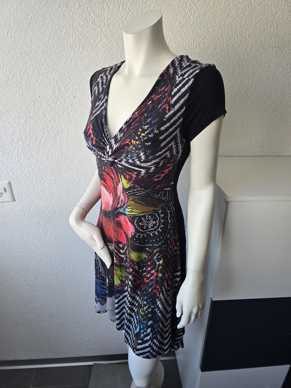 Desigual Robes: Robe Desigual.taille-S – D'occasion à Les Verrières par kitel79