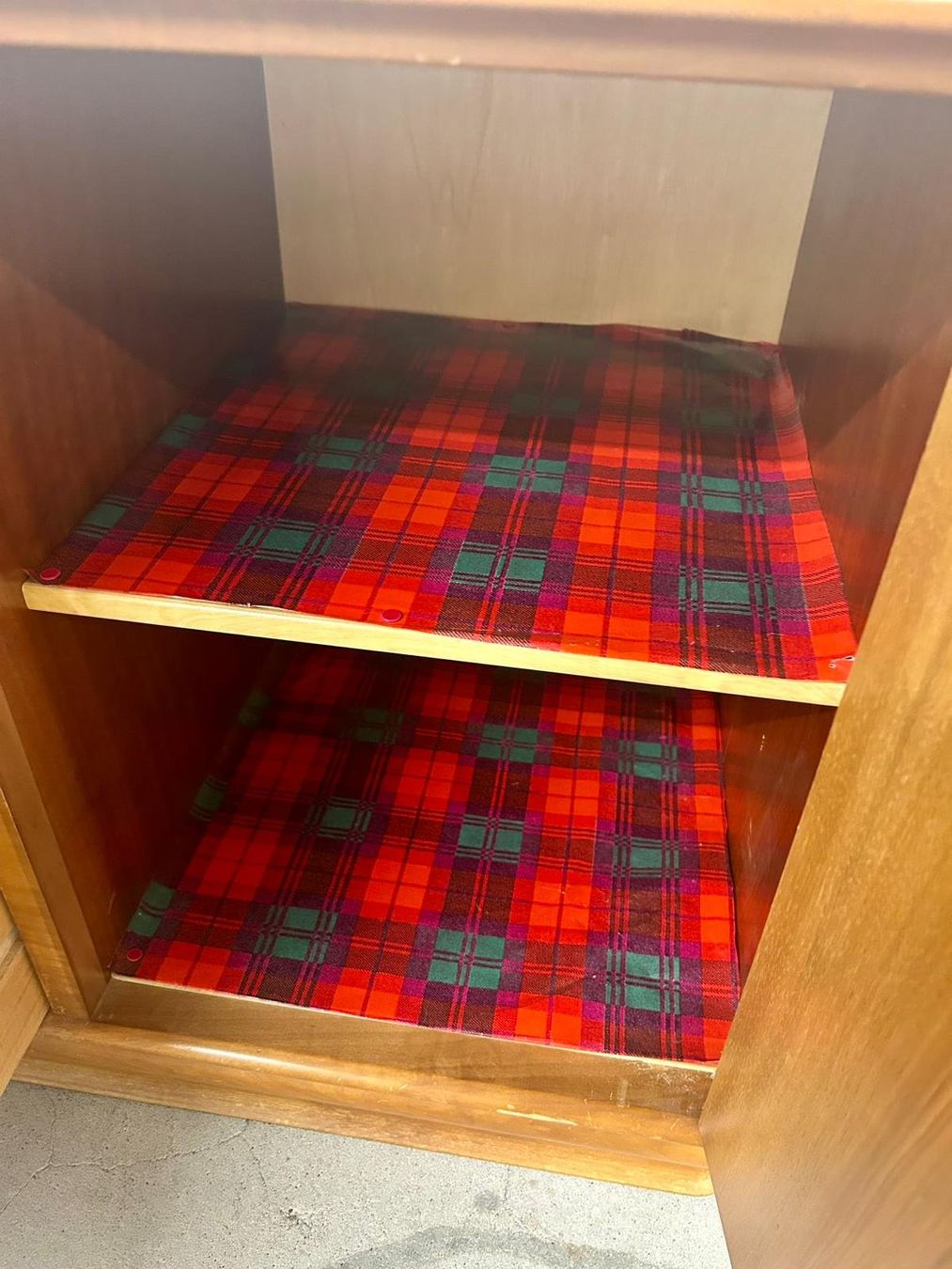 Cassettiere: Retro Sideboard Buffet mit Schubladen Holz Vintage Kommode – Usato da Rickenbach ZH venduto da Der-Insider 3