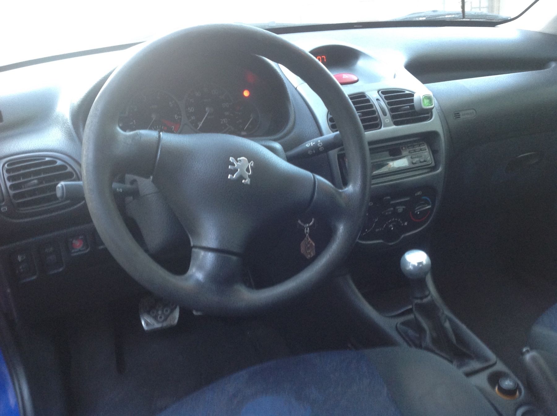 Peugeot Automobili: Peugeot 206 1.6 l – Difettoso da Oberuzwil venduto da Paga77 8