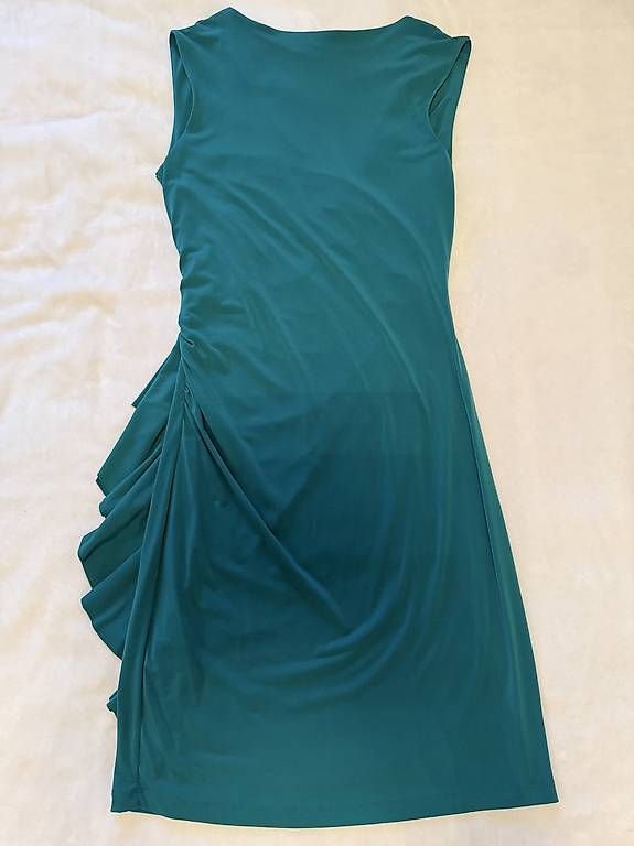 Vestiti: Kleid grün "Bodyflirt" 36/38 – Usato da Füllinsdorf venduto da Rivai 3