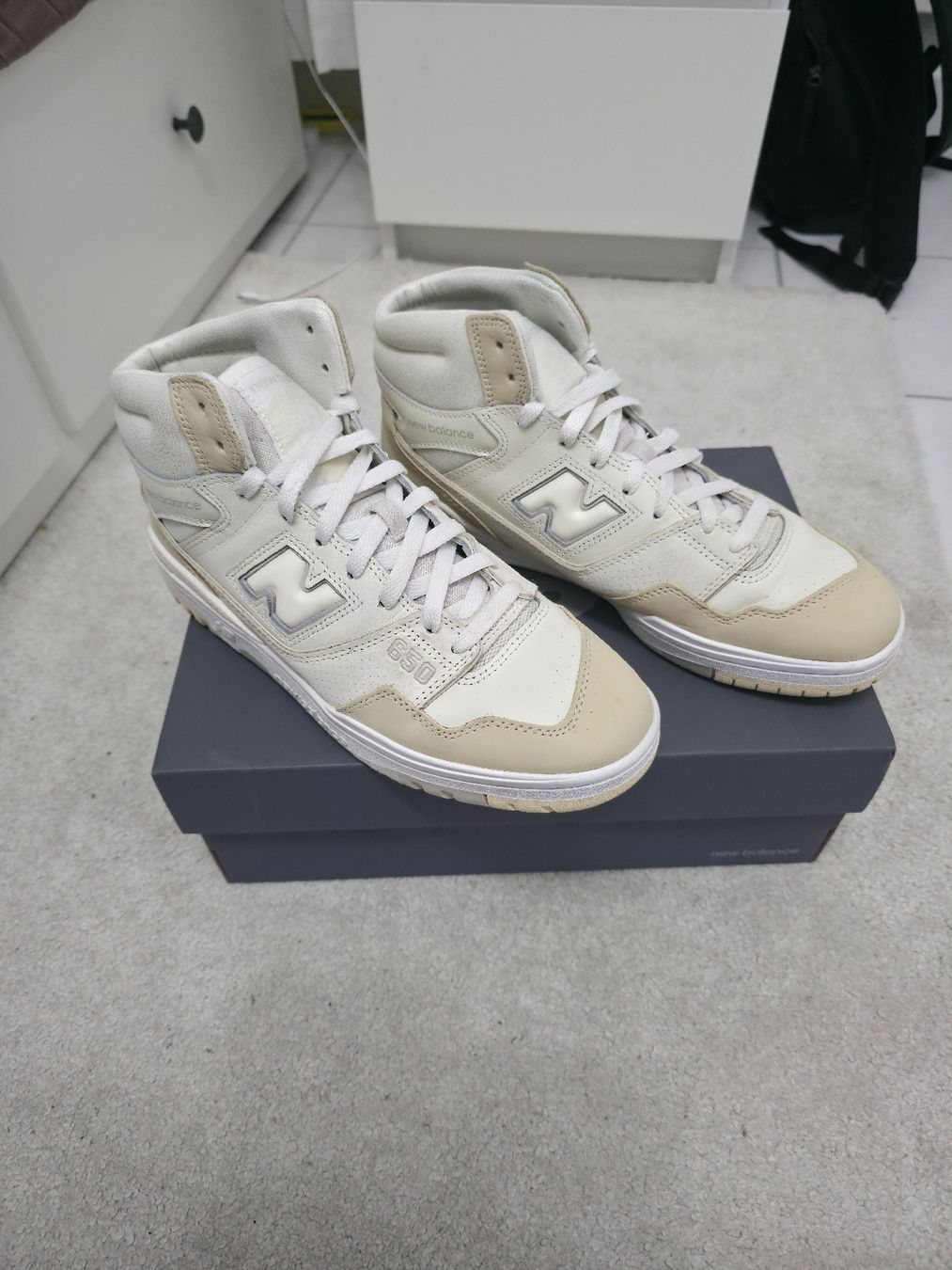 New Balance Scarpe da uomo: New Balance M650 Retro Hoops – Nuovo (secondo la descrizione) da Embrach venduto da niz_8sff 1