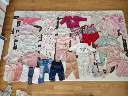 Süßes Baby Kleider Paket für Mädchen–Grösse 62/68- 55 Teilen