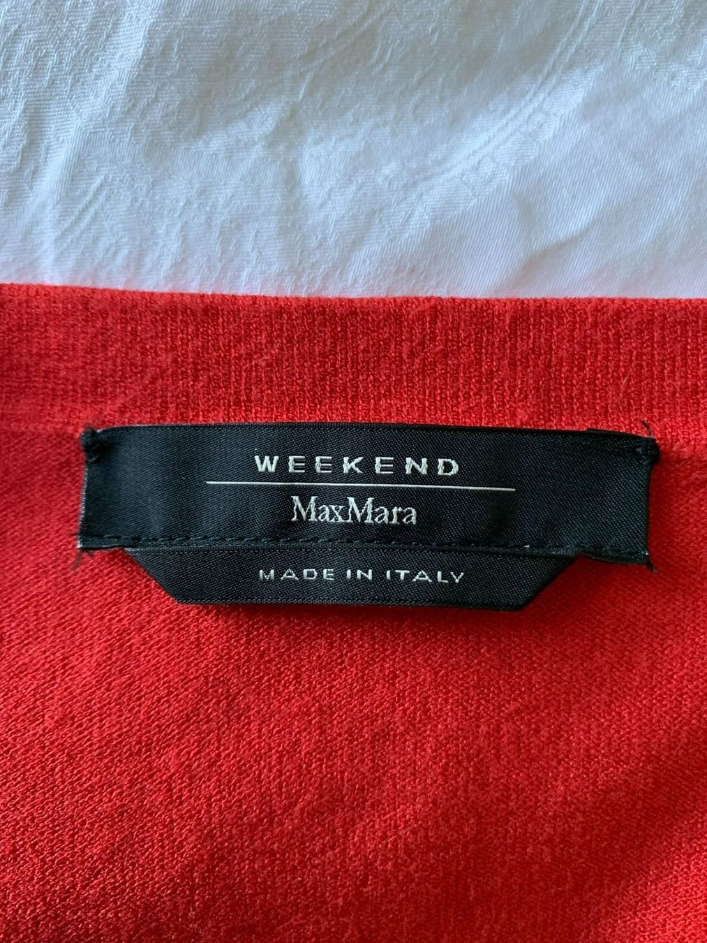 Max Mara Giacche: MAXMARA: Edles rotes Jäcklein mit Glitzerstein-Verschluss, S – Nuovo (secondo la descrizione) da Luzern venduto da paulablue 8