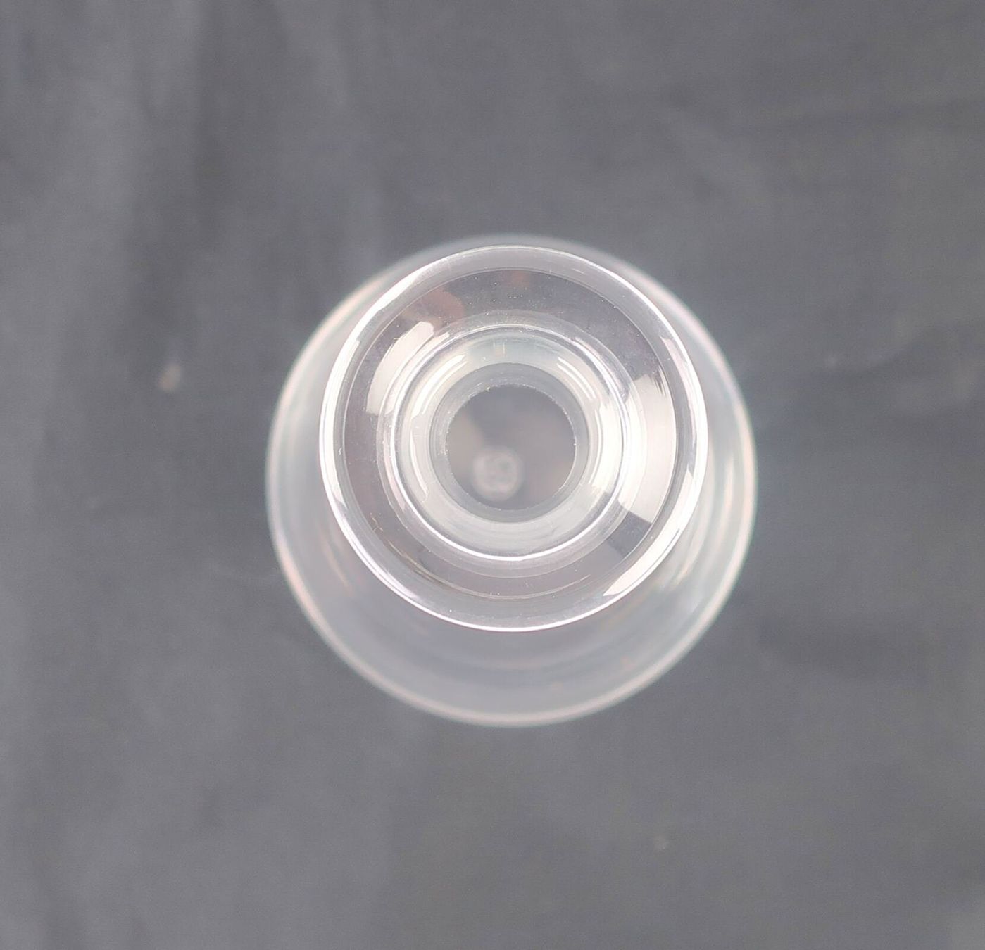 Baccarat Caraffe: Baccarat Weinkaraffe – Usato da Volketswil venduto da brockipfannenstil 4