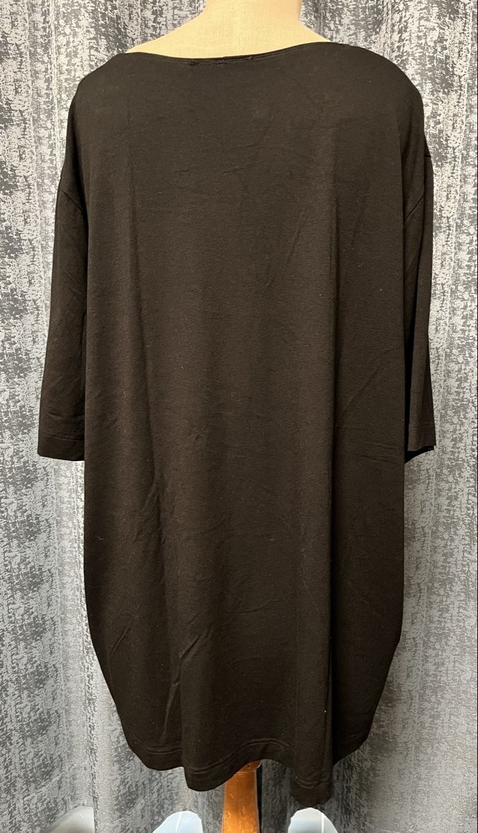 T-Shirts: Schwarzes bequemes Shirt, Grösse 50 – Gebraucht aus Eglisau von regulmei 3