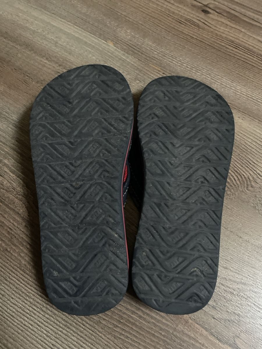 Scarpe per ragazzi: Flip-Flop Grösse 28/29 – Usato da Nänikon venduto da broug 1