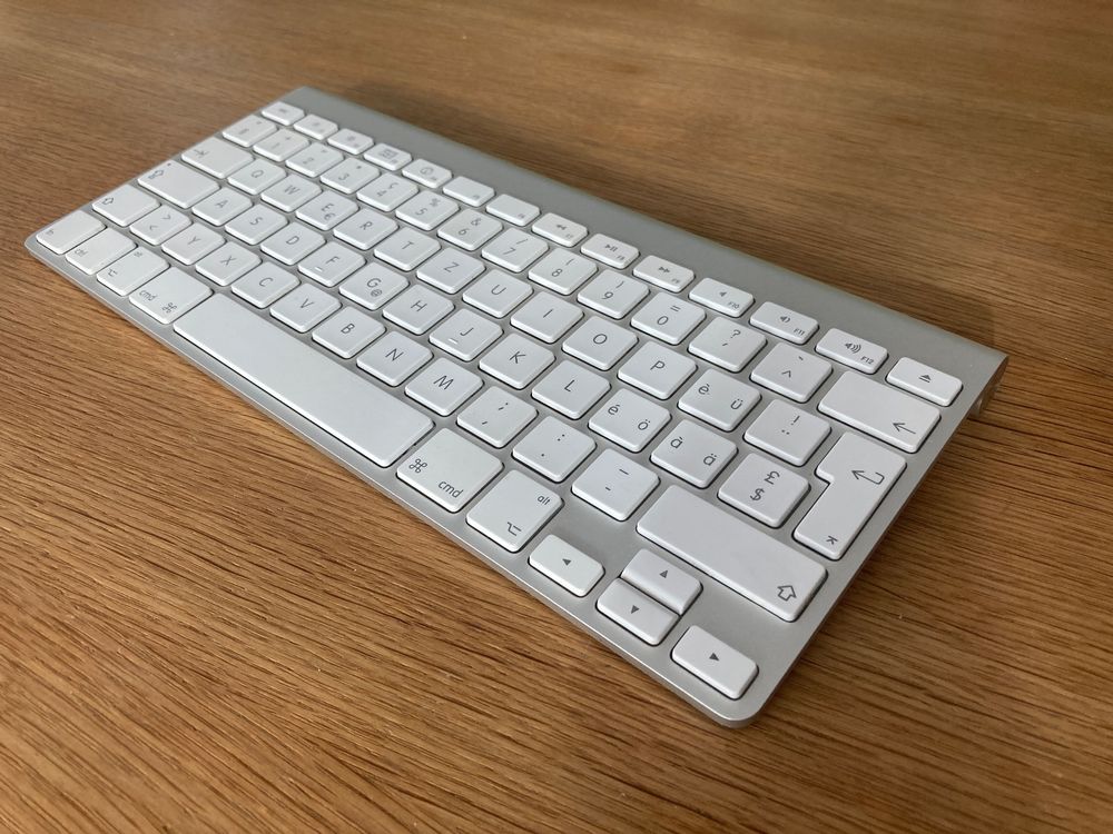Apple Wireless Keyboard 3rd Gen. A1314 Bluetooth 2xAA CH/DE Kaufen