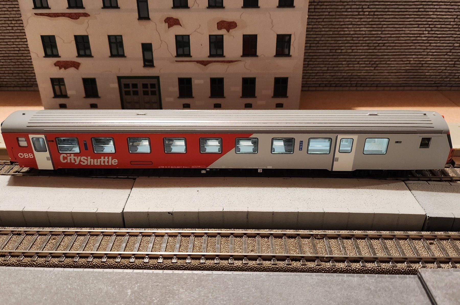 Roco Modelleisenbahnen: Roco ÖBB Cityshuttle DC – Neu und originalverpackt aus Wittenwil von ced_q8j7 8