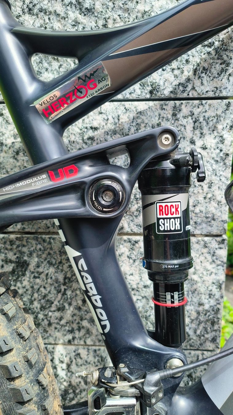 Simplon Biciclette: Gepflegtes Simplon Kibo Carbon 275 PRO22 - Fully – Usato da Pura venduto da Kiem 4