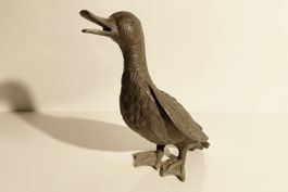 Entenfigur aus Bronze - Deko für den Garten - Ente