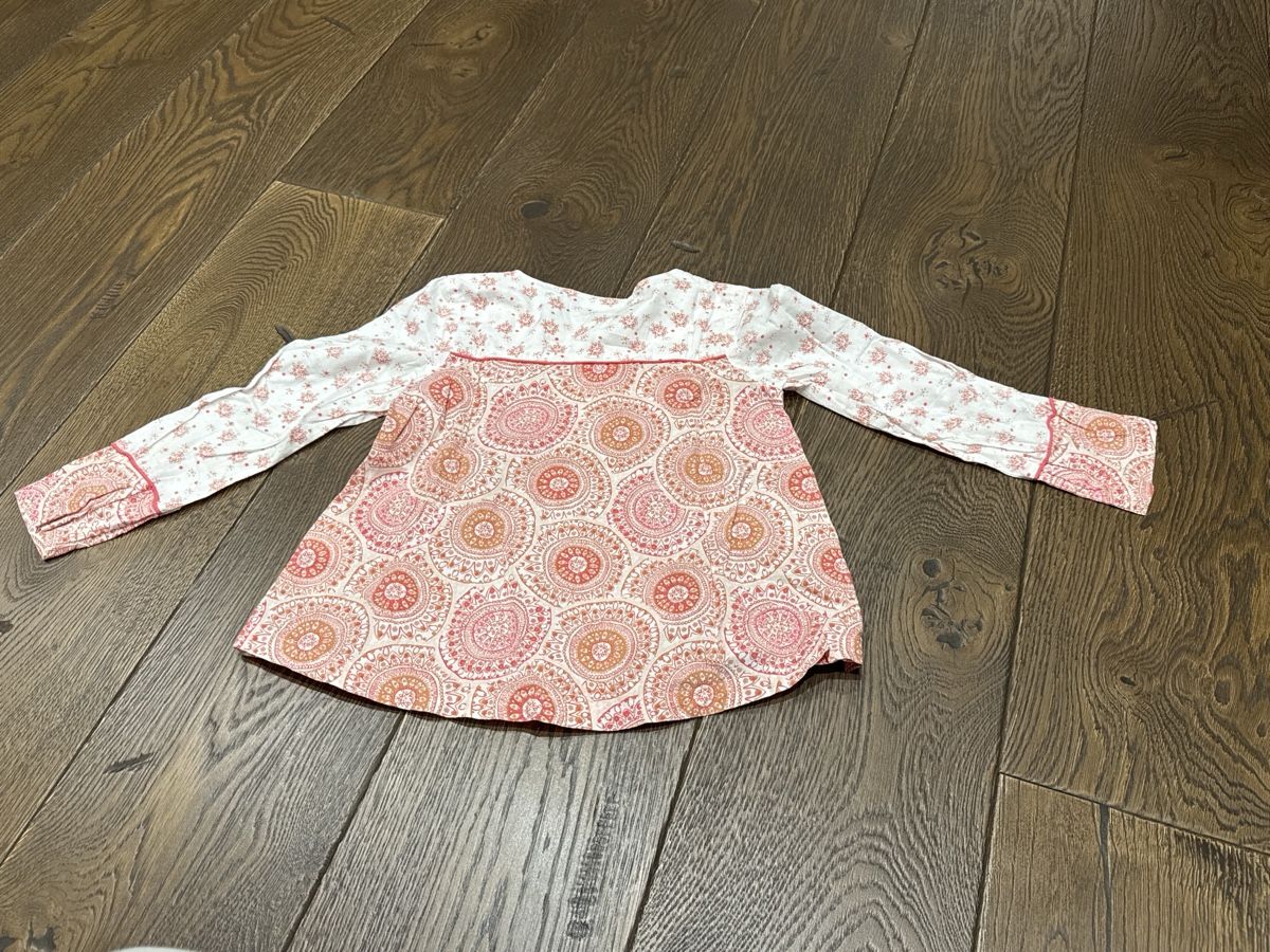Camicette, T-shirt & Top: Bluse Mädchen Vertbaudet Gr. 126/8ans – Usato da Büren SO venduto da Nuri09 1