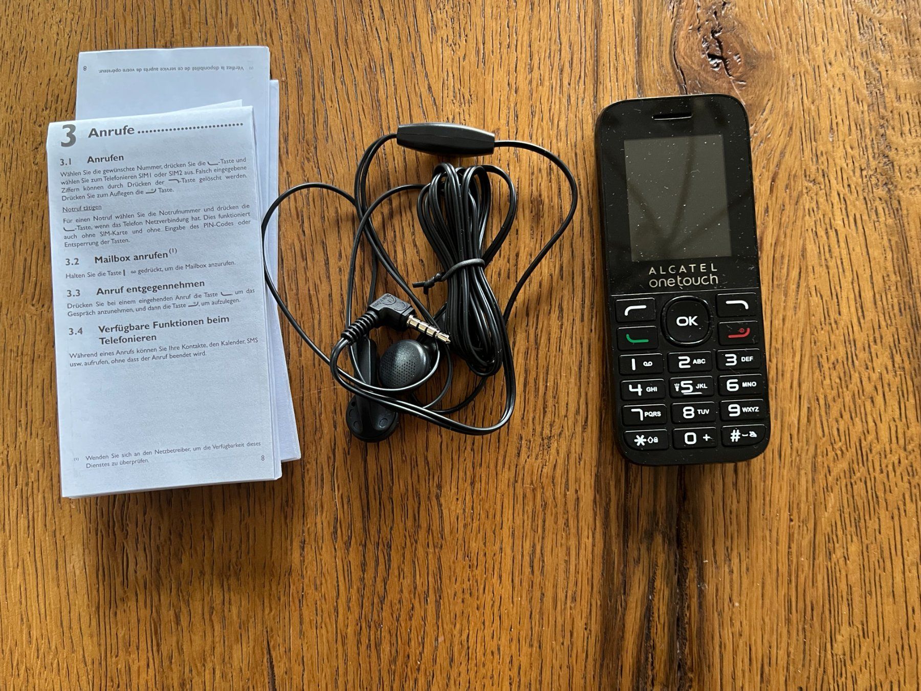 Alcatel Telefoni cellulari / Smartphones: Alcatel one touch 1016d – Nuovo e nell'imballaggio originale da Rekingen AG venduto da nederland1 1