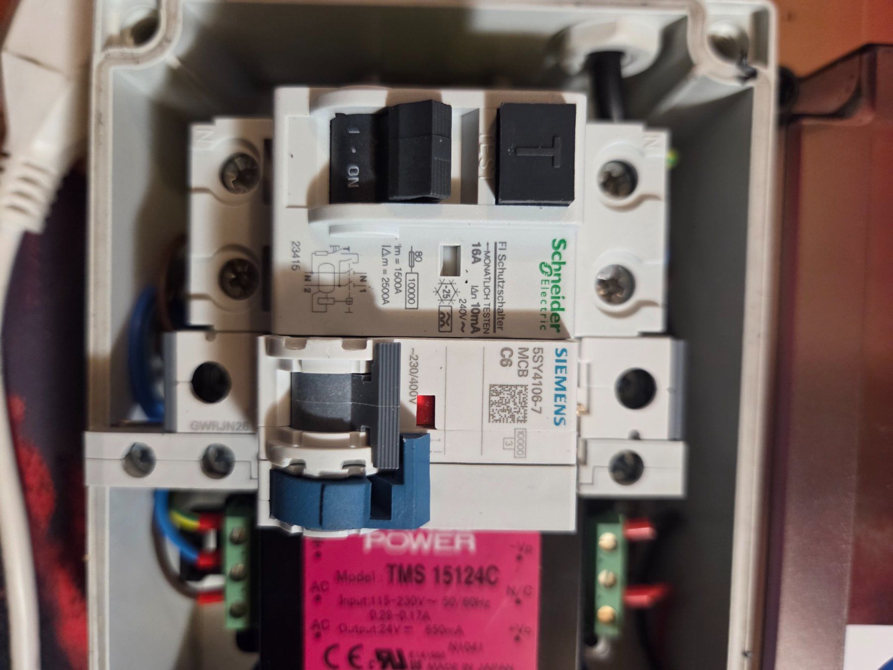 Stromzufuhr: Elektroverteiler – Gebraucht aus Pfäffikon ZH von toolio 2