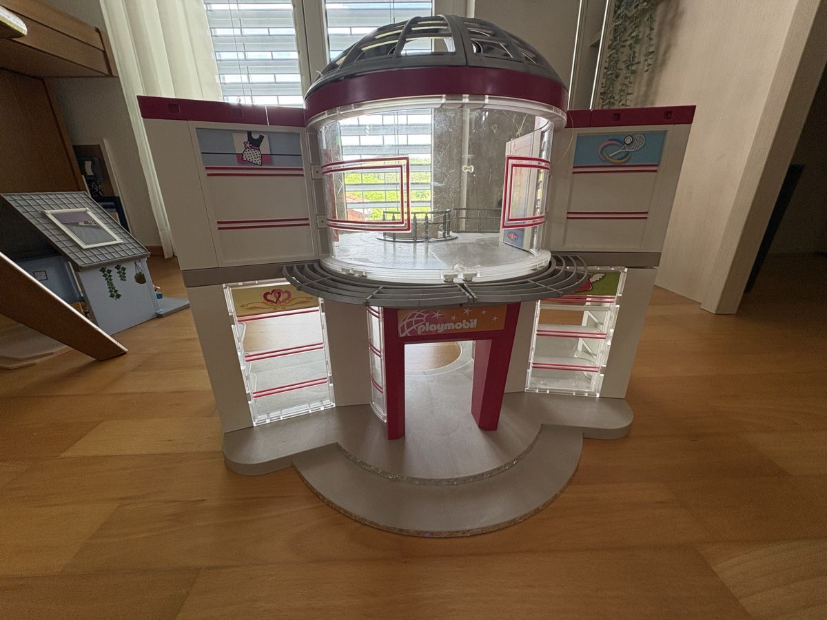 Playmobil Giocattoli: Playmobil Einkaufzentrum mit Zubehör – Usato da Illnau venduto da Hustla37 1