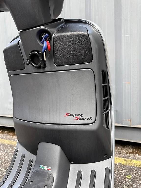 Scooter: Piaggio vespa GTS Super 300 – Usato da Reinach BL venduto da pan_pjc6 4