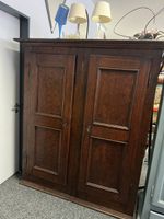 Antiker Schrank, Massivholz, 2-türig,
