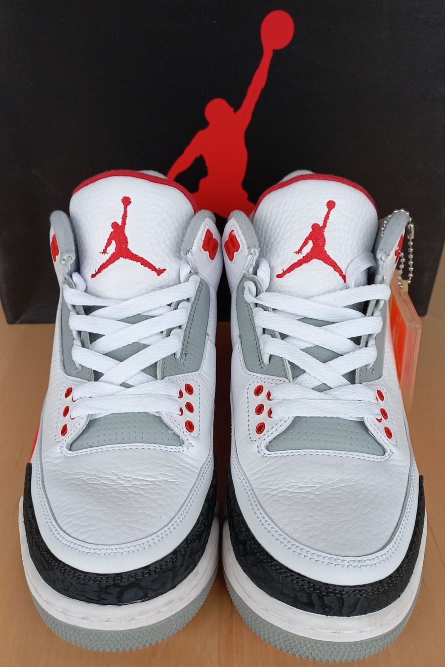 Jordan Scarpe da uomo: Air Jordan 3 – Nuovo (secondo la descrizione) da Kaiseraugst venduto da RJ03 7