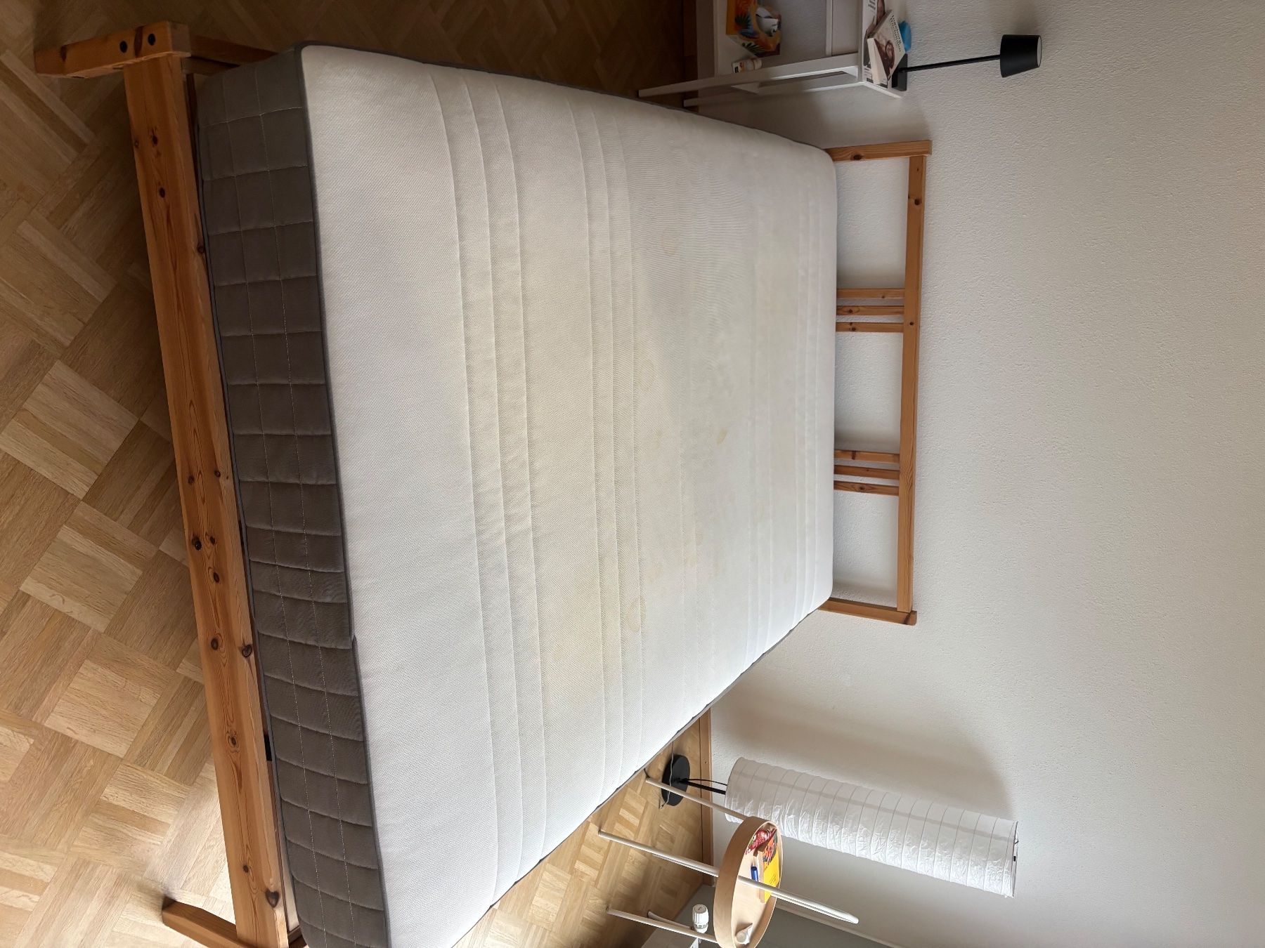 Ikea Betten: Bett 140x200cm zu verschenken – Gebraucht aus Chur von fra_l7ds