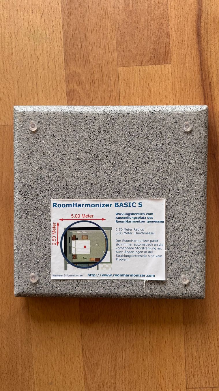 Toutes les décorations: RoomHarmonizer BASIC S Elektrosmog Harmonisierer Platte – D'occasion à Bertschikon Gossau par jreutemann