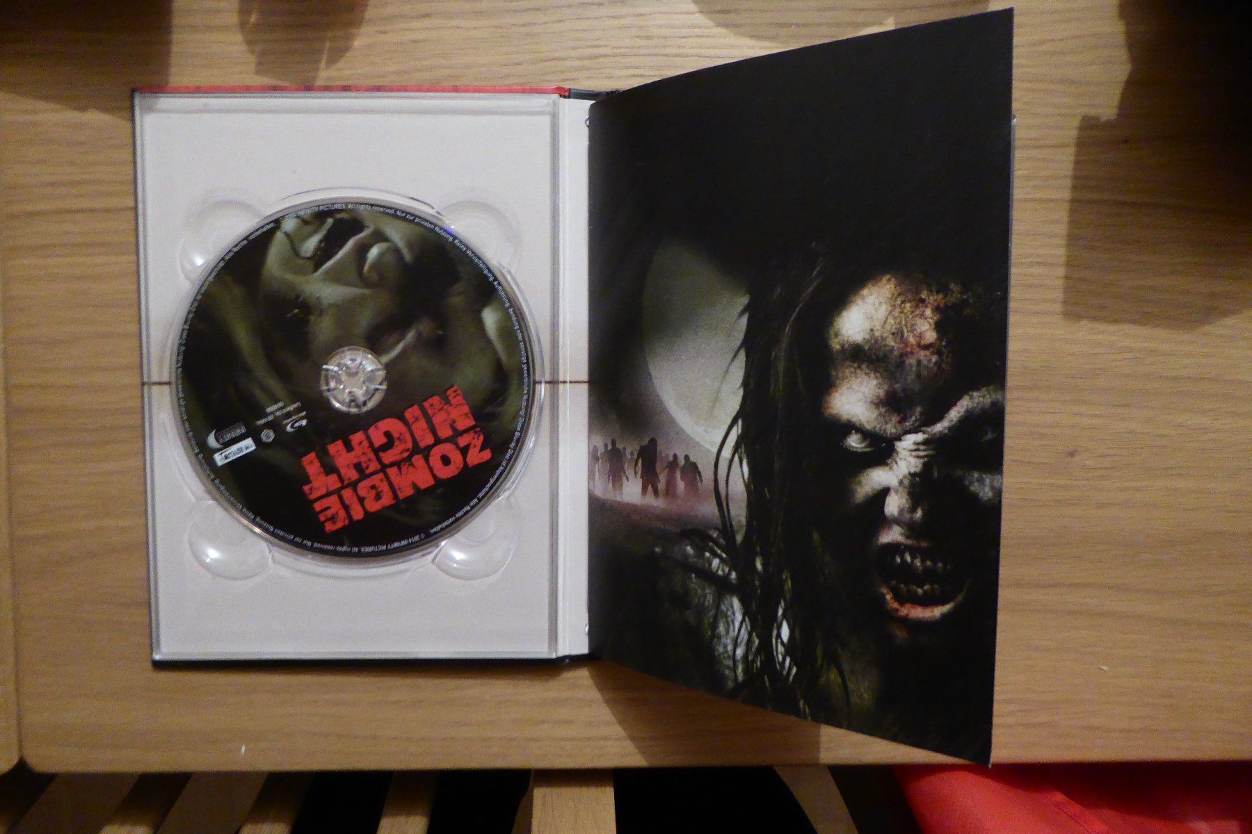 Tutti i DVDs: Mediabook Zombie Night – Usato da Allschwil venduto da Summelsarium 6